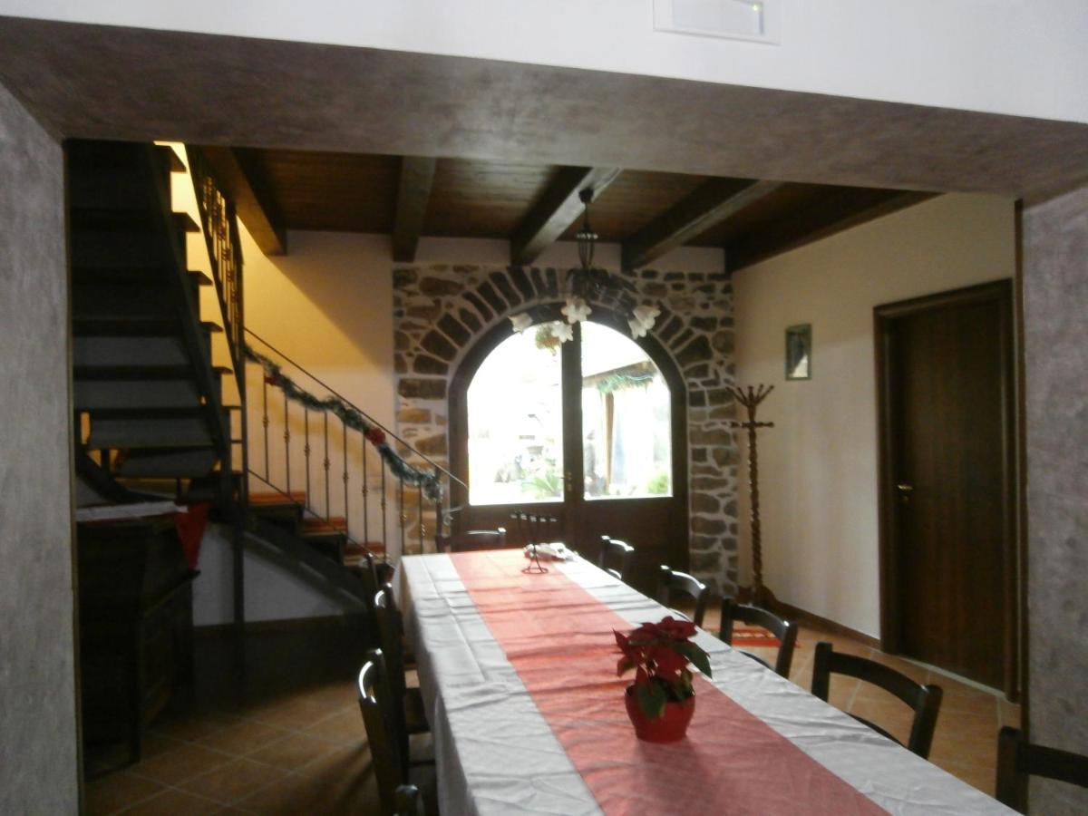 Borgo Degli Amici Villa Faicchio Buitenkant foto
