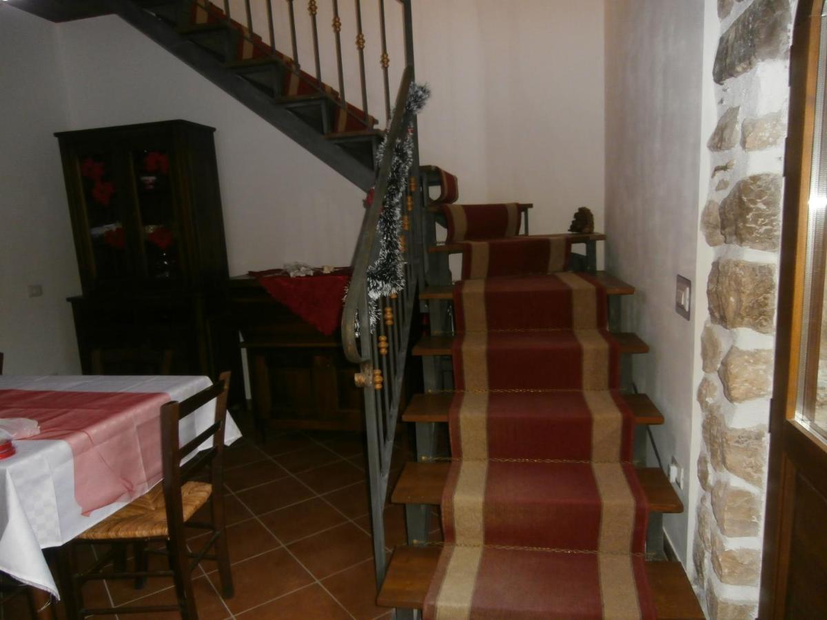 Borgo Degli Amici Villa Faicchio Buitenkant foto